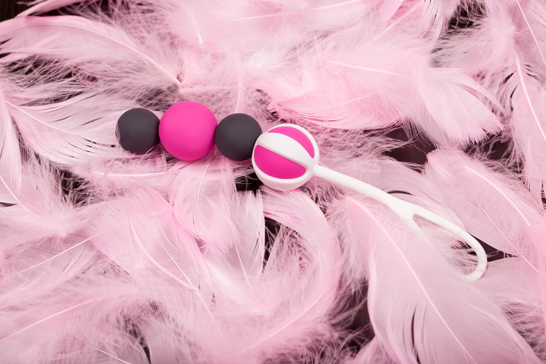 Geisha Balls Magnetic Set of 4 Sizes 15g to 27g > Sex Toys For Ladies > Kegel Exercise