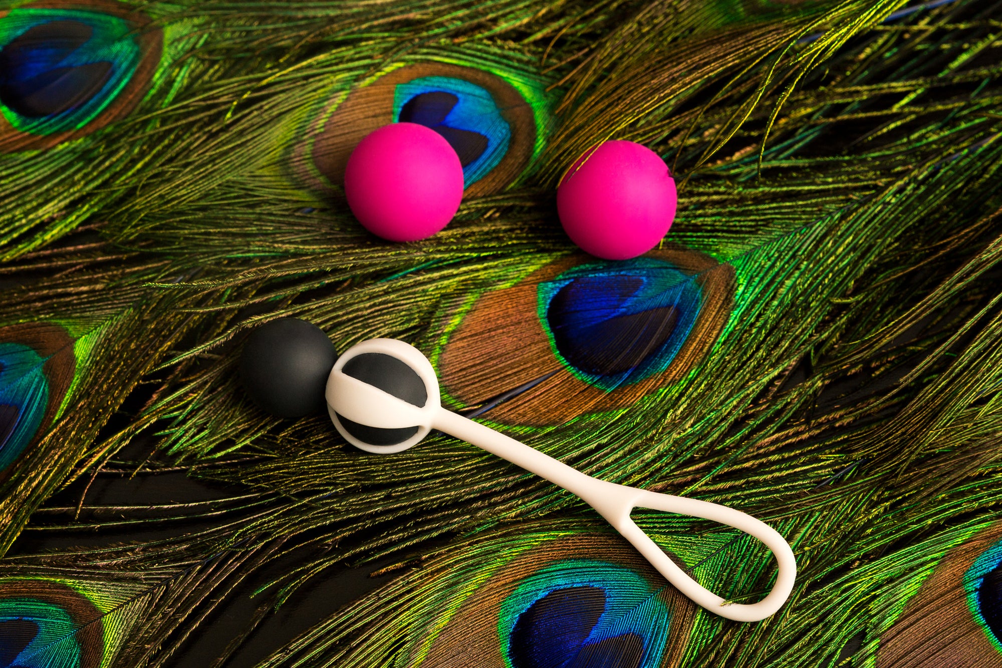 Geisha Balls Magnetic Set of 4 Sizes 15g to 27g > Sex Toys For Ladies > Kegel Exercise