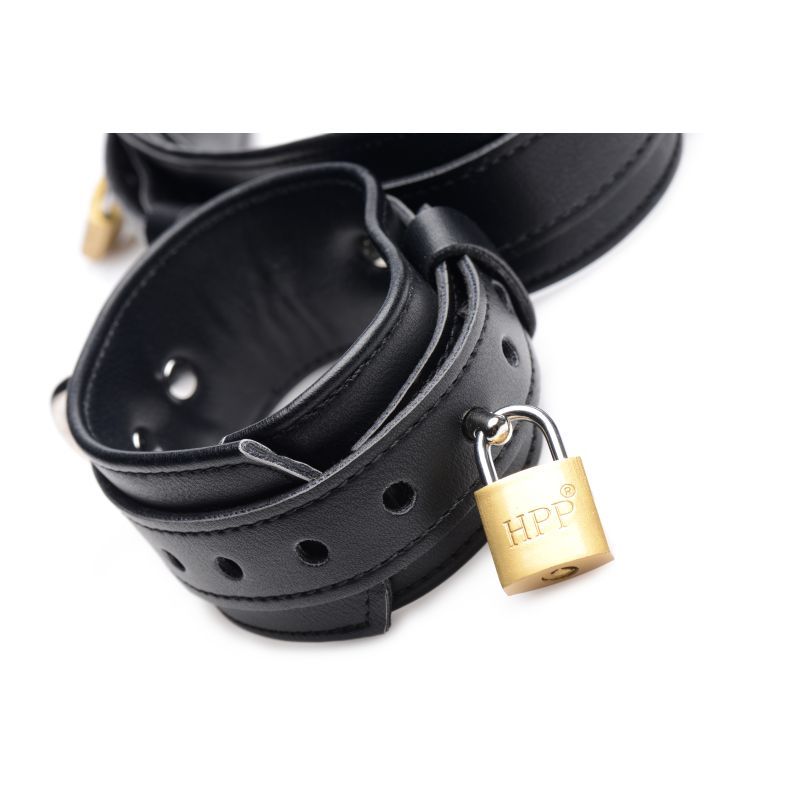 Frog Tie Restraint Set in Black for Enhanced Bondage Play Blindfold