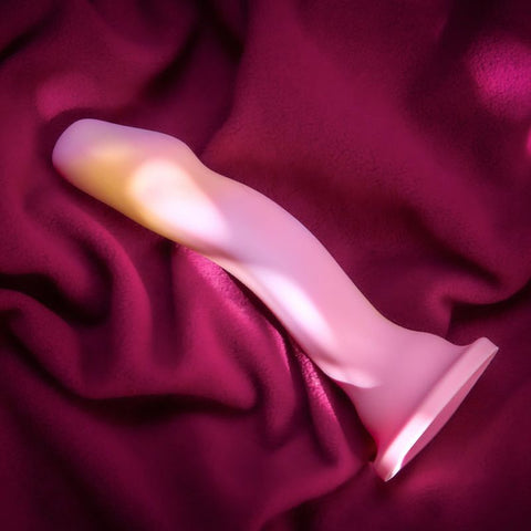 Avant Suns Out Pink Silicone Dildo DONGS