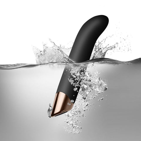 Chaiamo G Black 6 Inch G Spot Vibrator with 10 Settings Vibrators