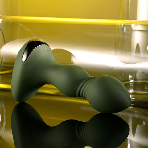 Evolved Lieutenant 12.2 cm USB Rechargeable Vibrating Butt Plug Butt Plugs - Vibrating