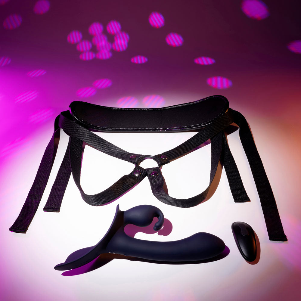 Evolved GIVING VIBES 14.6 cm Vibrating Strap-On > Dildos > Strap On Harnesses