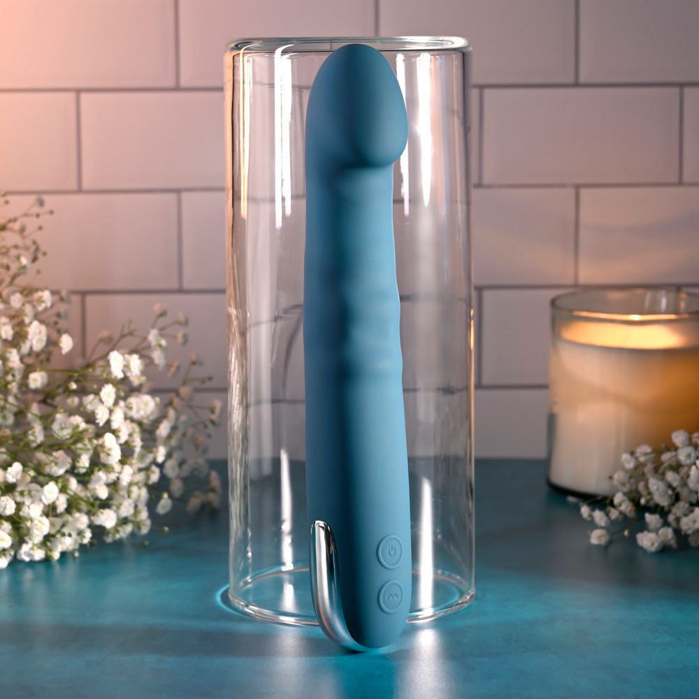 Evolved QUEEN OF ALL TRADES 22.6 cm Vibrator > Vibrators > Standard Vibrators