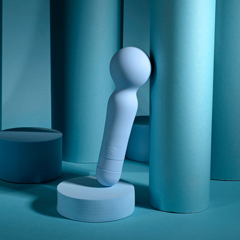 Evolved Iris – USB Rechargeable Waterproof Massage Wand 18.3 cm > Sex Toys > Mini Massagers