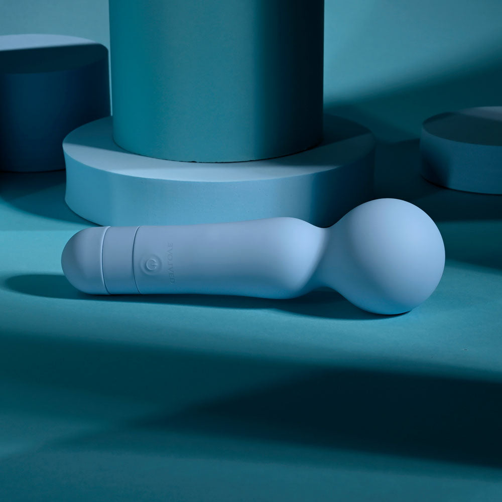 Evolved Iris – USB Rechargeable Waterproof Massage Wand 18.3 cm > Sex Toys > Mini Massagers