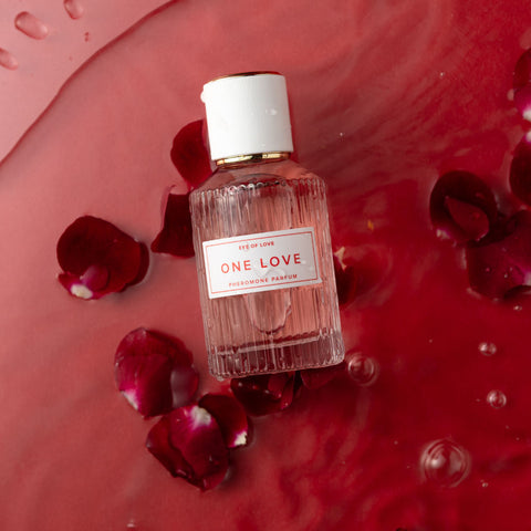 One Love Pheromone Body Spray (50ml) – Attract Him Fragrance for Women > Essentials > Aphrodisiacs