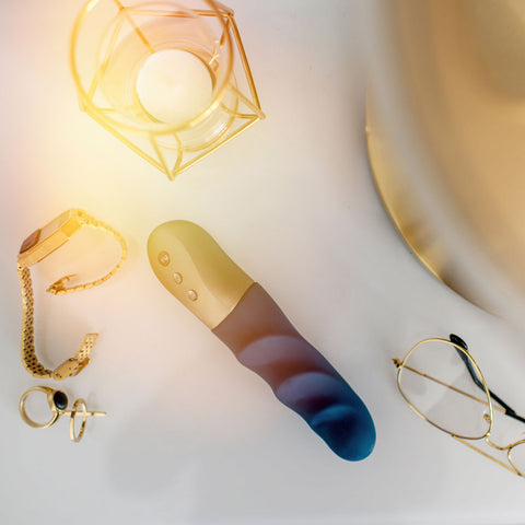 Fun Factory STRONIC PETITE Deep Sea 17 cm USB Rechargeable Vibrator in Aqua Color Vibrators