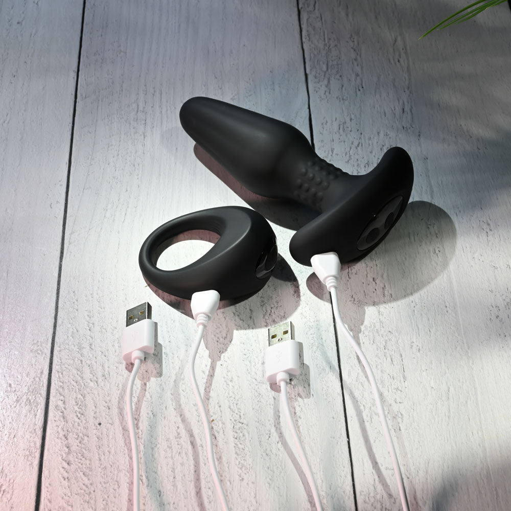 Gender X Teamwork (Black) – Remote-Controlled Vibrating Plug and Ring Set > Anal Range > Vibrating Butt Plugs