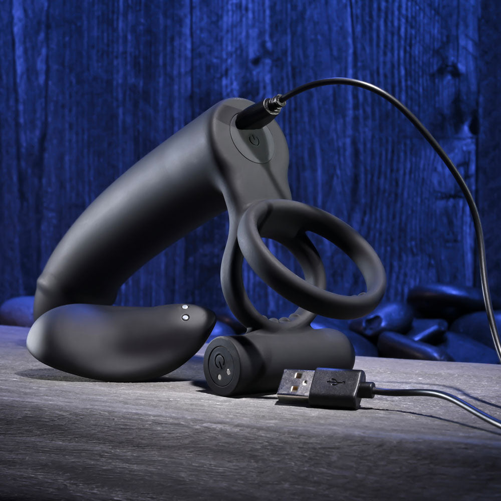 Gender X Full Swing Vibrating Cock Ring with Double Penetrator Dildo Black > Cock Ring > Vibrating