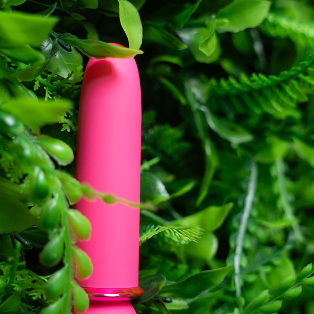 Maia Jaguar – Waterproof Silicone Bullet Vibrator Secondary image