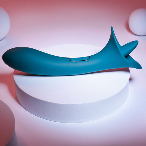 Playboy Pleasure True Indulgence Teal 21.3 cm USB Rechargeable Vibrator with Flicking Tip STIMULATORS