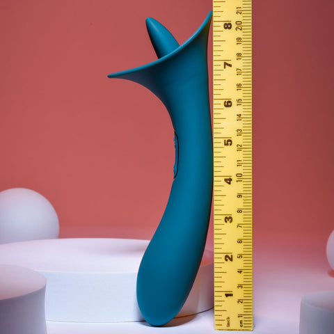 Playboy Pleasure True Indulgence Teal 21.3 cm USB Rechargeable Vibrator with Flicking Tip STIMULATORS