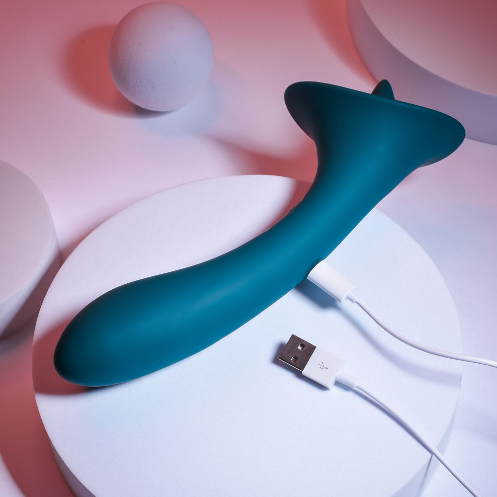 Playboy Pleasure True Indulgence Teal 21.3 cm USB Rechargeable Vibrator with Flicking Tip STIMULATORS