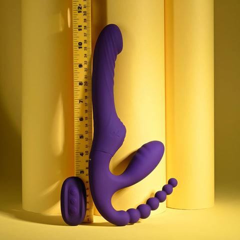 Playboy Pleasure Hug It Out – 29 cm USB Rechargeable Strapless Strap-On > Dildos > Strapless Strap Ons