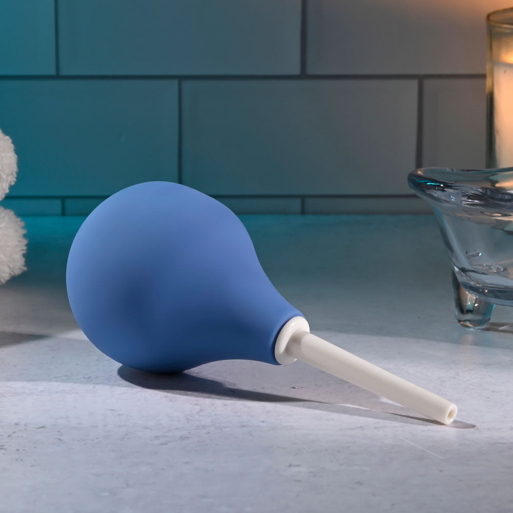 Selopa Squeaky Clean Unisex Douche – Gentle Internal Cleansing Personal Hygiene Device > Essentials > Feminine Care