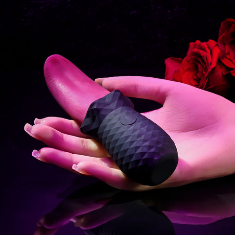 Selopa Tongue Teaser 14.8cm Black USB Rechargeable Vibrating Stimulator Vibrators