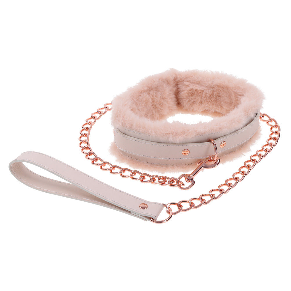 Peach Faux Fur Collar And Leash Set With Rose Gold Luxury > Bondage Gear > Collars