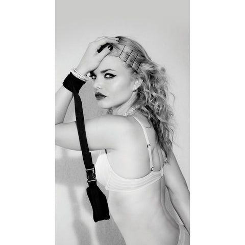 Sex & Mischief Adjustable Handcuffs Restraints